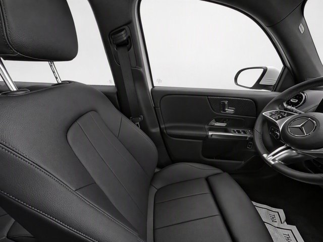 Used 2026 Mercedes-Benz GLB 250 image 21