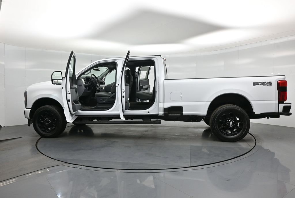 New 2026 Ford F350 XLT w/ XLT Premium Package image 31