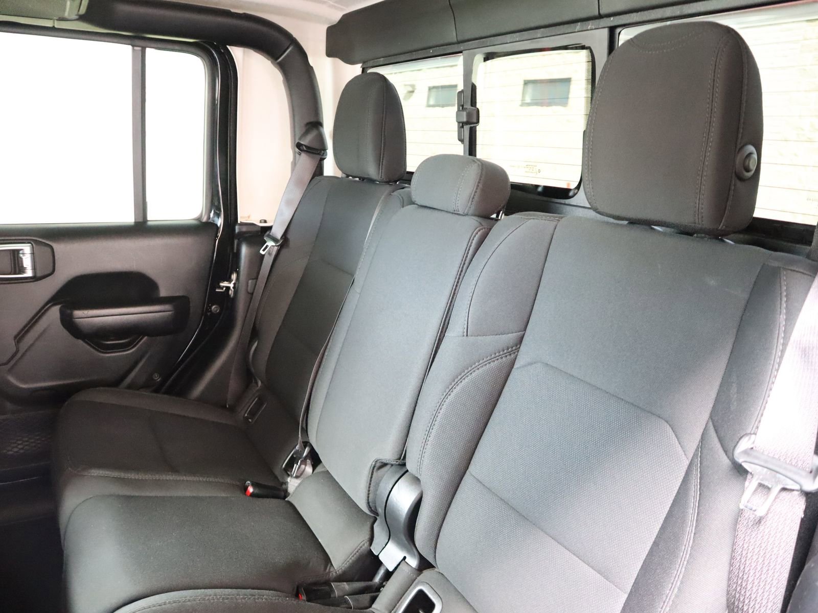 Used 2021 Jeep Gladiator Sport image 47