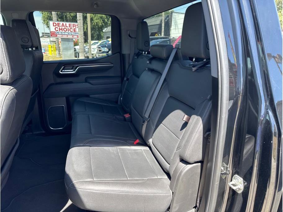 Used 2025 GMC Sierra 1500 SLT AWD/4WD image 10