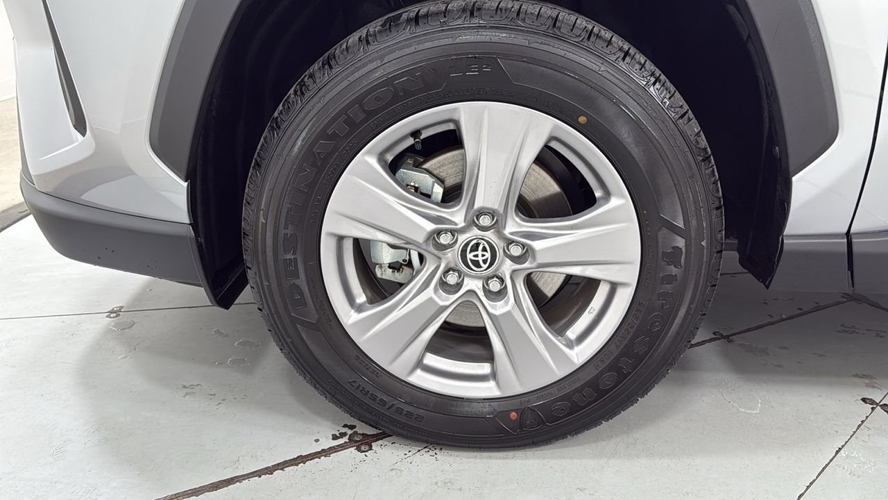 Certified 2025 Toyota RAV4 LE image 24