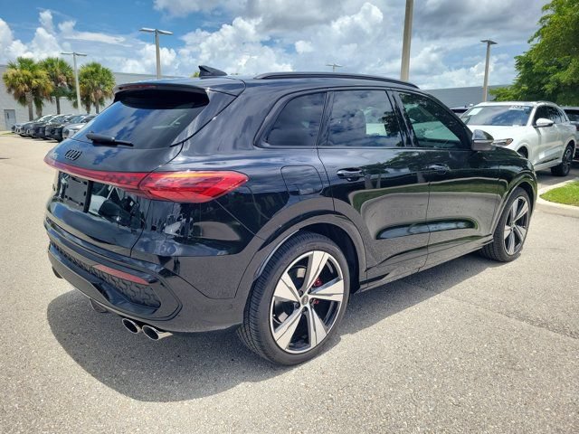 Certified 2025 Audi SQ5 Premium Plus AWD/4WD image 7