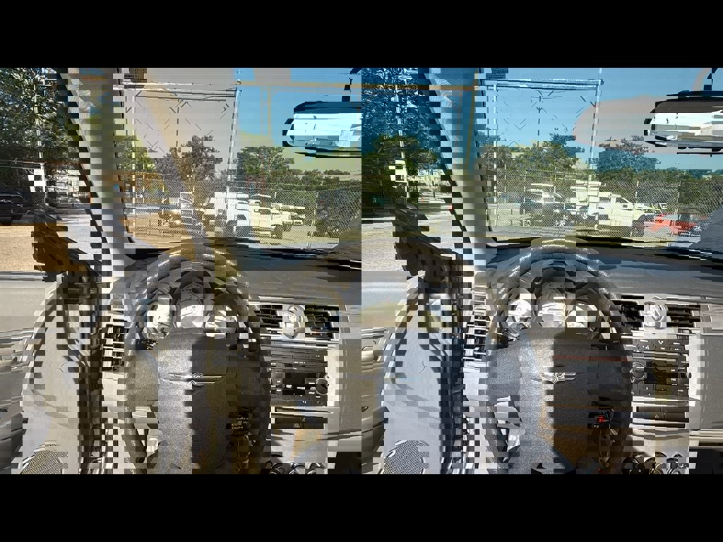 Used 2008 Chrysler Sebring LX image 12