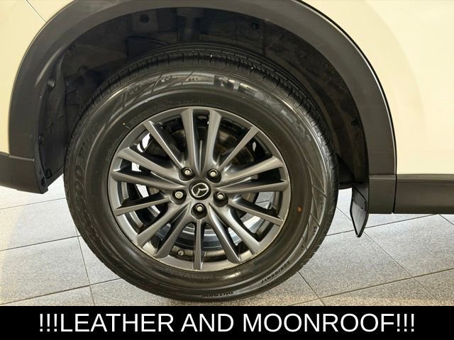 Used 2019 MAZDA CX-5 Touring AWD/4WD image 11