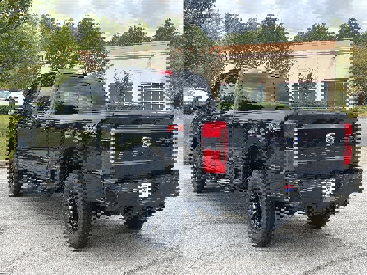 New 2026 Ford F250 4x4 Crew Cab Super Duty image 27