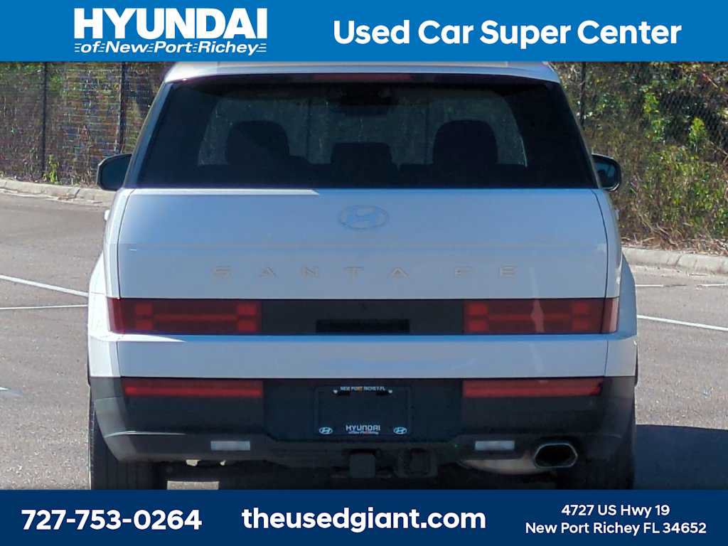 Used 2026 Hyundai Santa Fe SE FWD image 4