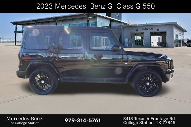 Used 2023 Mercedes-Benz G 550 image 2