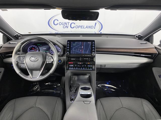 Certified 2019 Toyota Avalon Limited w/ Advanced Safety Package FWD image 12