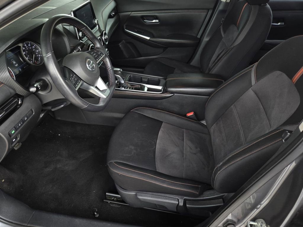 Certified 2021 Nissan Sentra SR FWD image 17