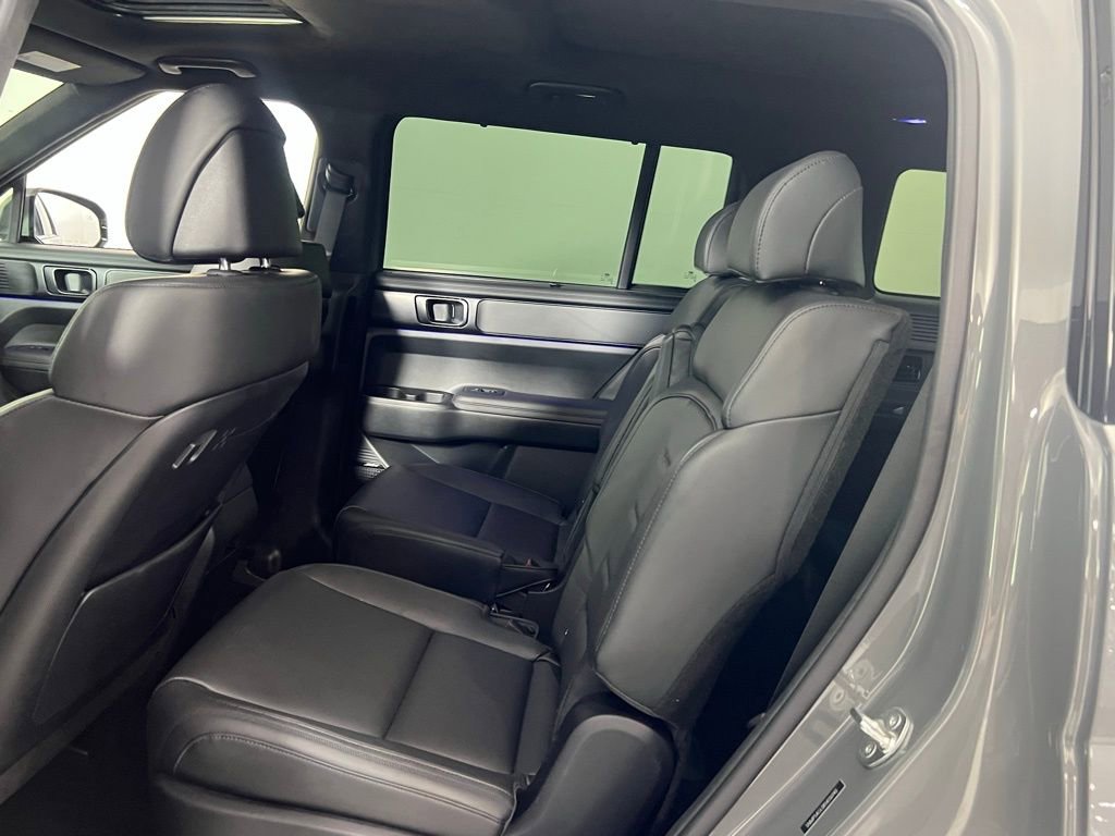 Used 2024 Hyundai Santa Fe Calligraphy image 25