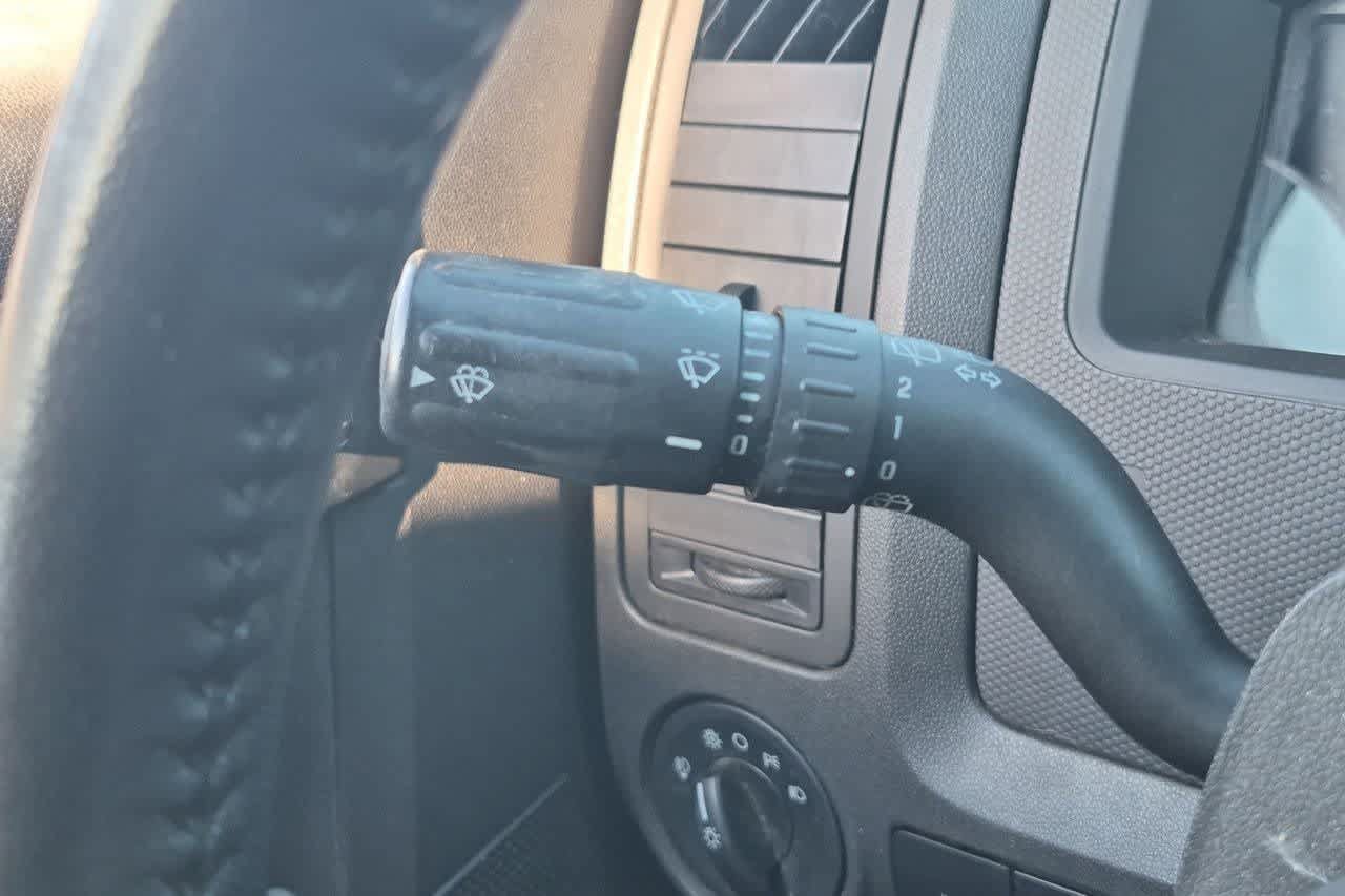 Used 2011 Ford Escape XLT FWD image 25