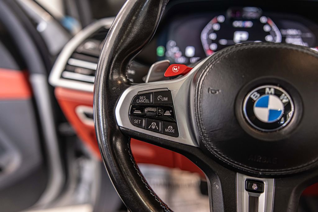Used 2022 BMW X5 M Competition image 25