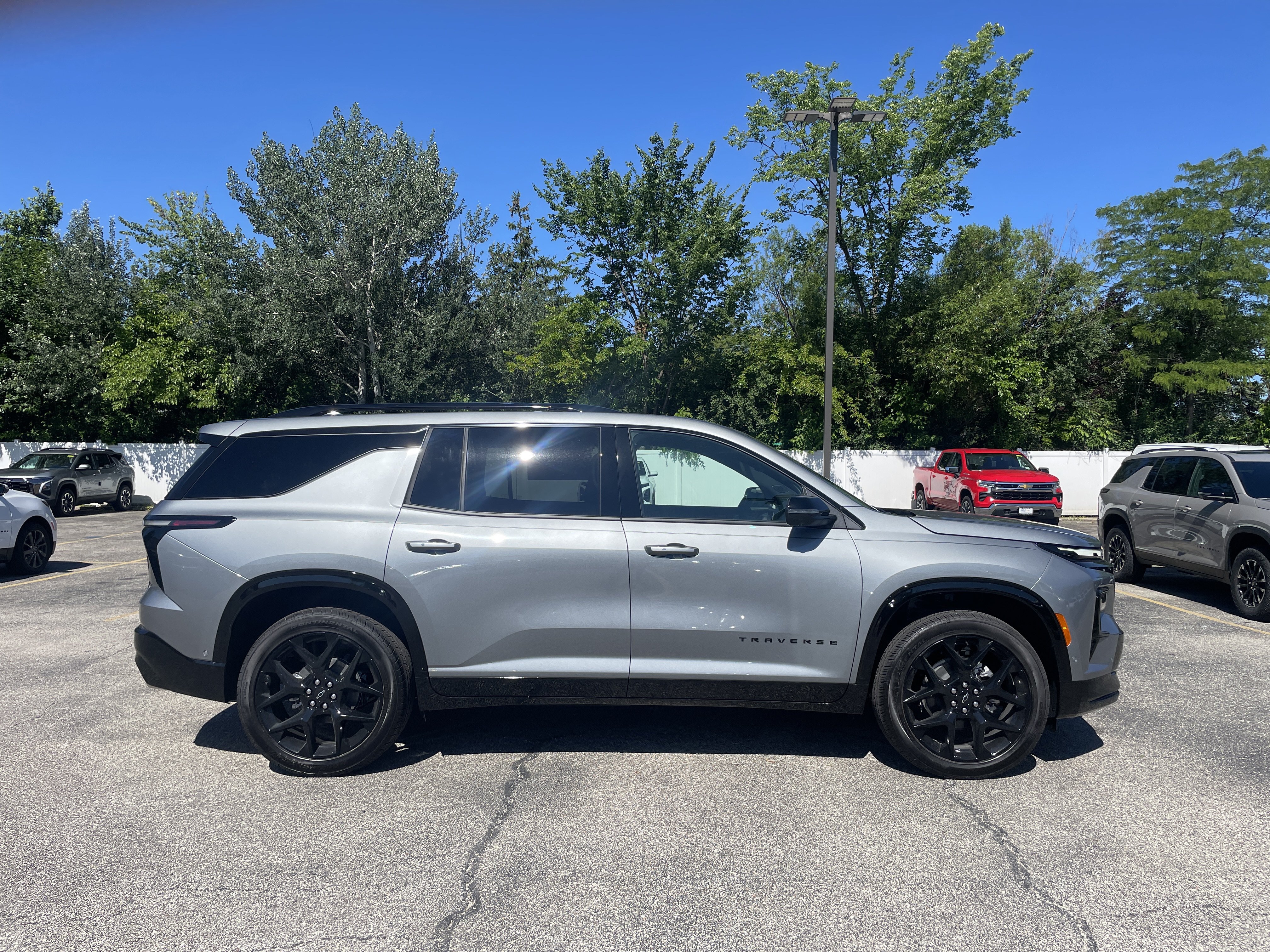 New 2026 Chevrolet Traverse RS FWD image 4