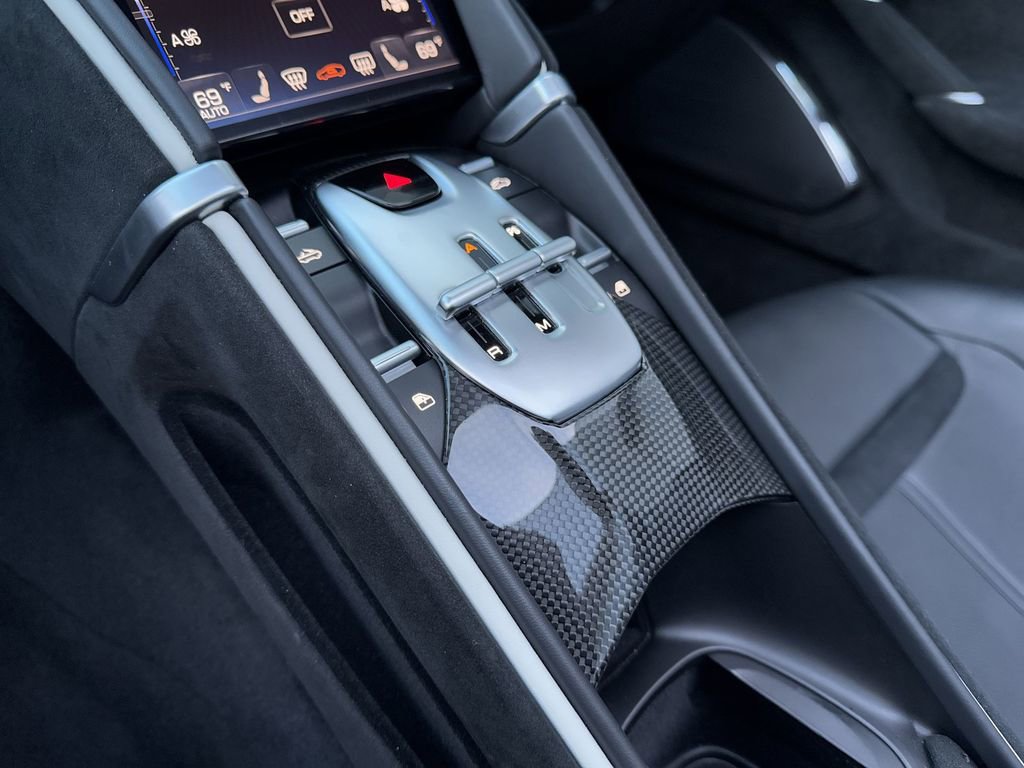 Certified 2024 Ferrari Roma Spider RWD image 20