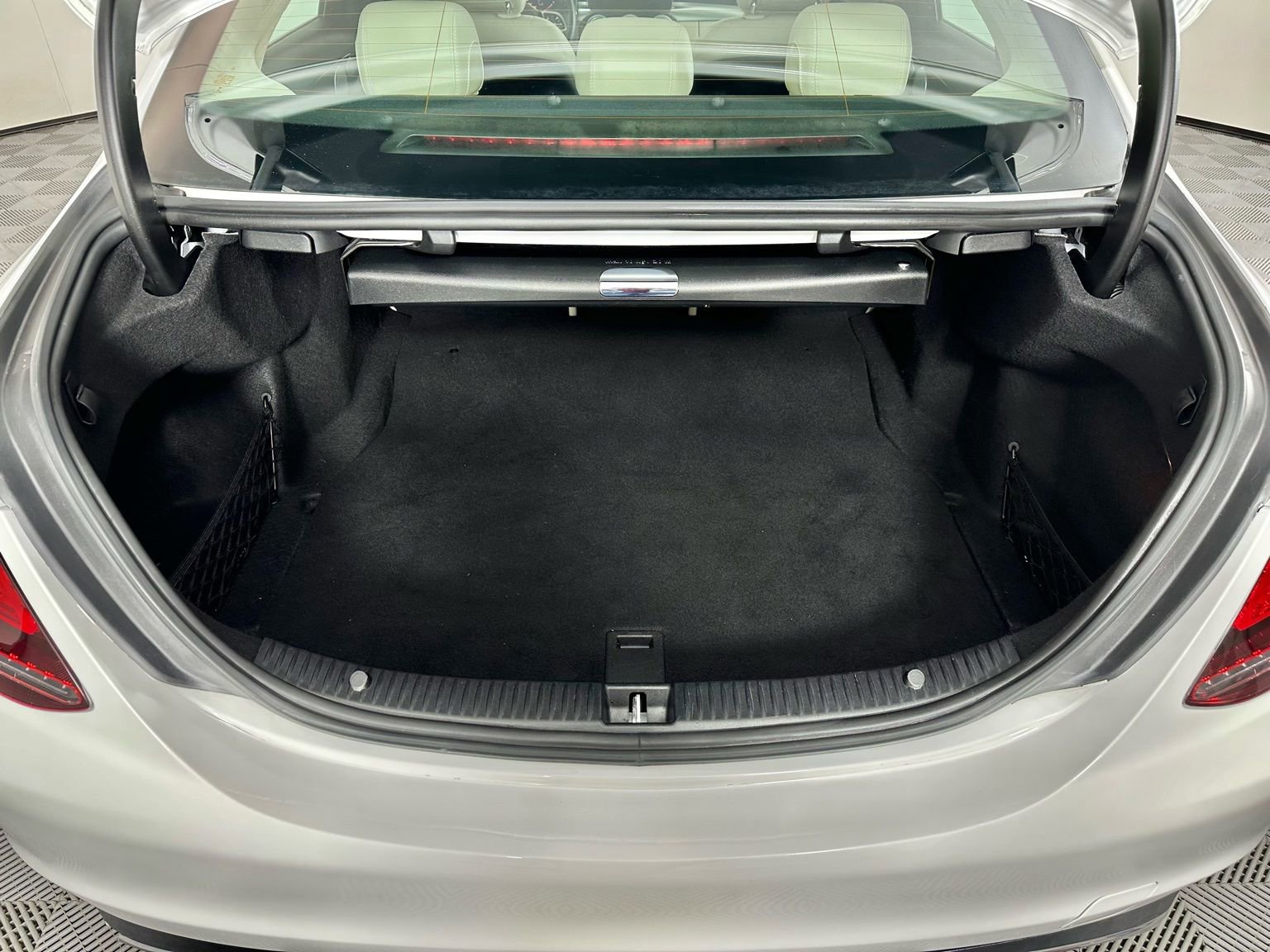 Used 2021 Mercedes-Benz C 300 Sedan w/ Premium Package image 27