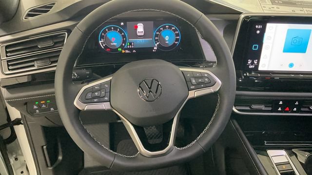 New 2026 Volkswagen Atlas Cross Sport SE AWD/4WD image 14