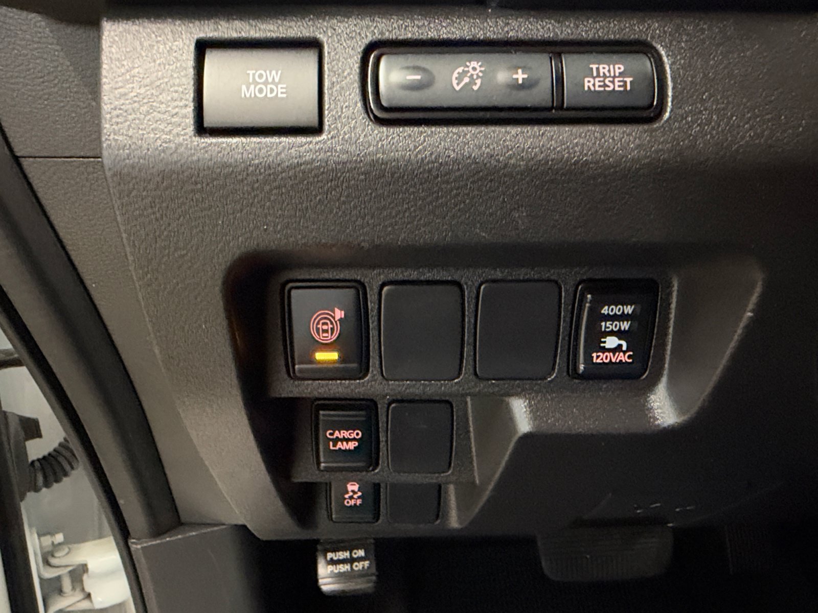 Used 2024 Nissan Frontier SV w/ Technology Package RWD image 27