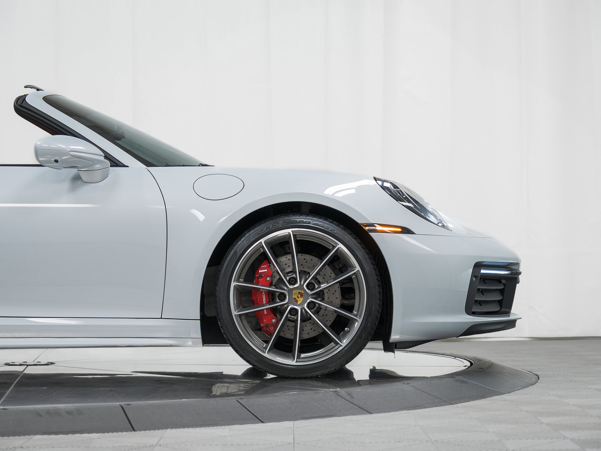Certified 2024 Porsche 911 Targa 4S w/ Premium Package AWD/4WD image 11