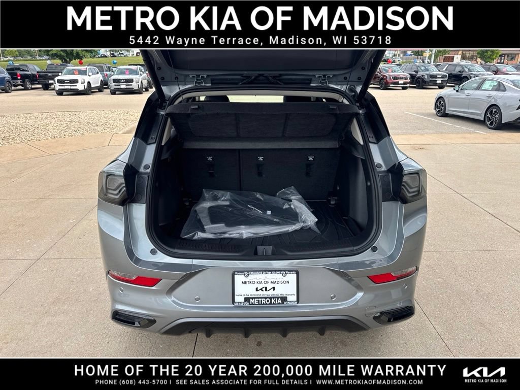 Used 2026 Buick Encore GX Avenir w/ Avenir Convenience Package AWD/4WD image 35