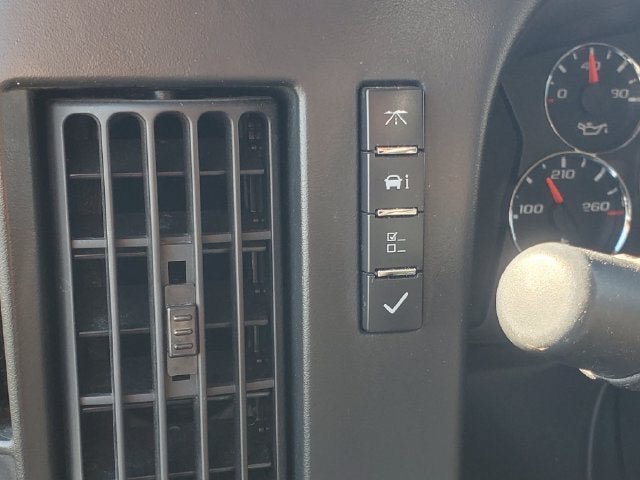Used 2015 Chevrolet Express 2500 LT w/ LT Preferred Equipment Group RWD image 9