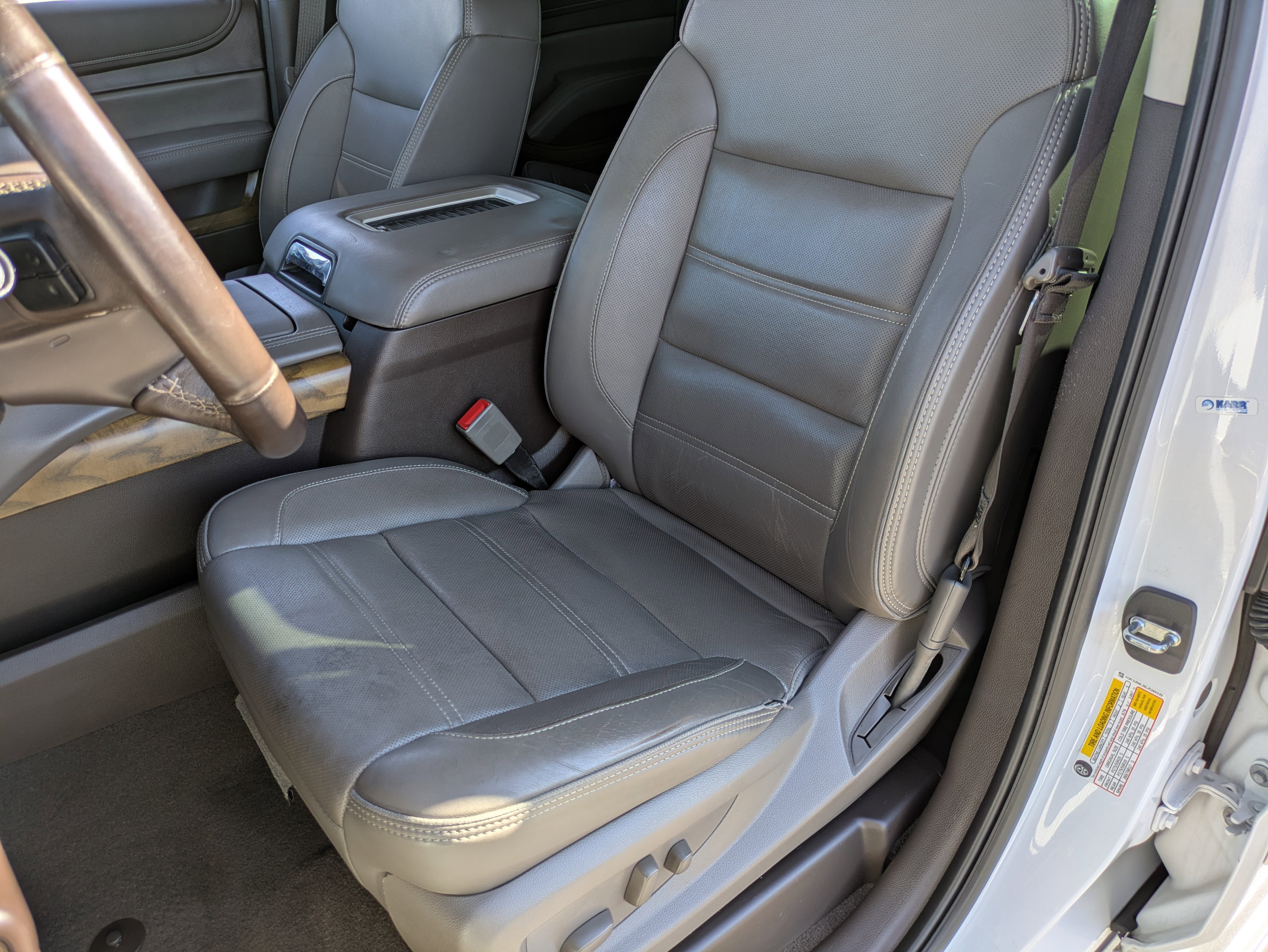 Used 2020 GMC Yukon XL Denali w/ Open Road Package image 20