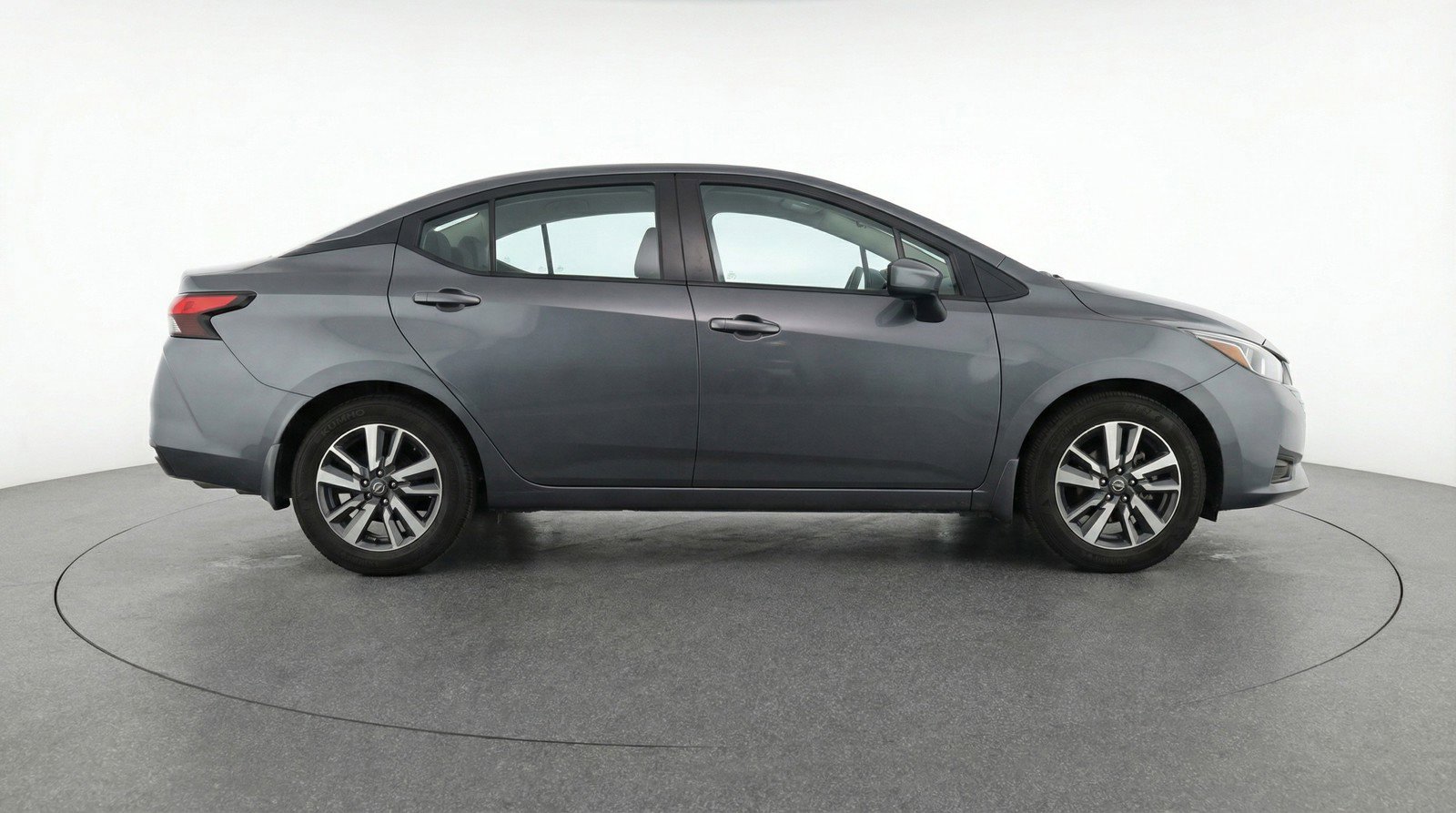 Used 2025 Nissan Versa SV image 11