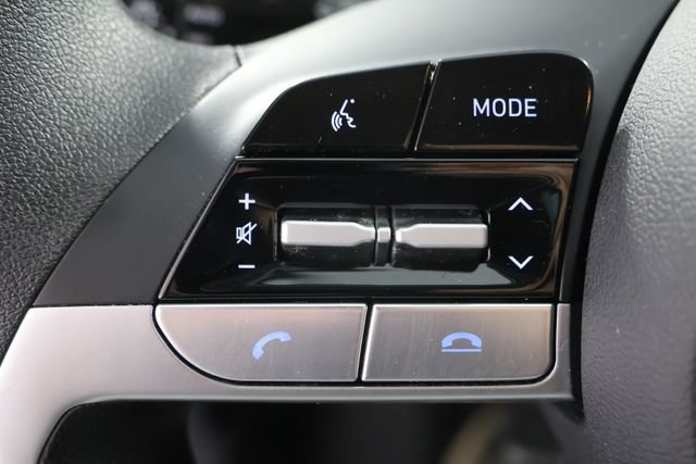 Certified 2023 Hyundai Elantra SEL FWD image 11