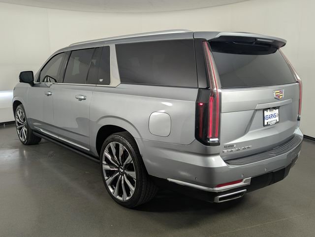 Used 2025 Cadillac Escalade ESV Premium Luxury w/ Touring Package AWD/4WD image 6