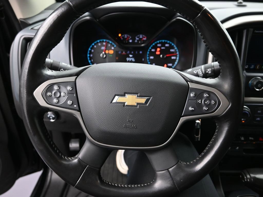 Certified 2021 Chevrolet Colorado Z71 w/ Z71 Midnight Edition image 15