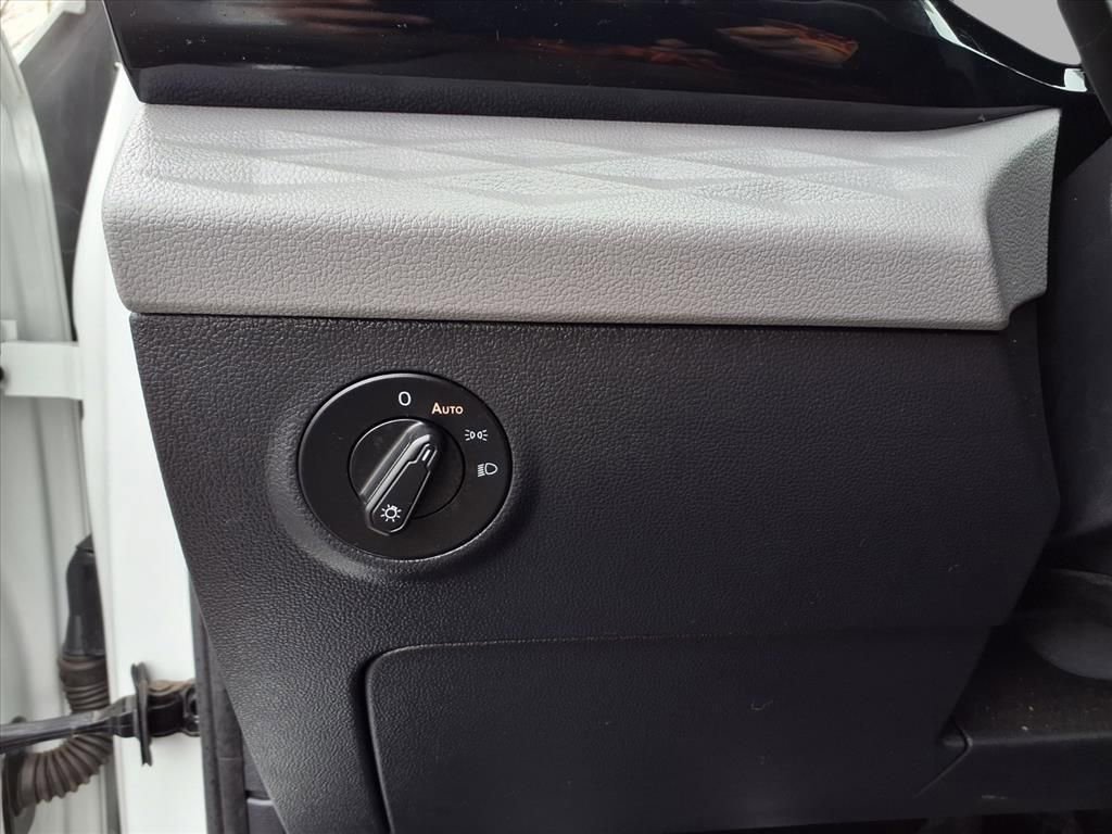 Used 2024 Volkswagen Taos S image 15