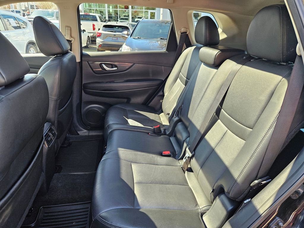 Used 2018 Nissan Rogue SL w/ Premium Package AWD/4WD image 14