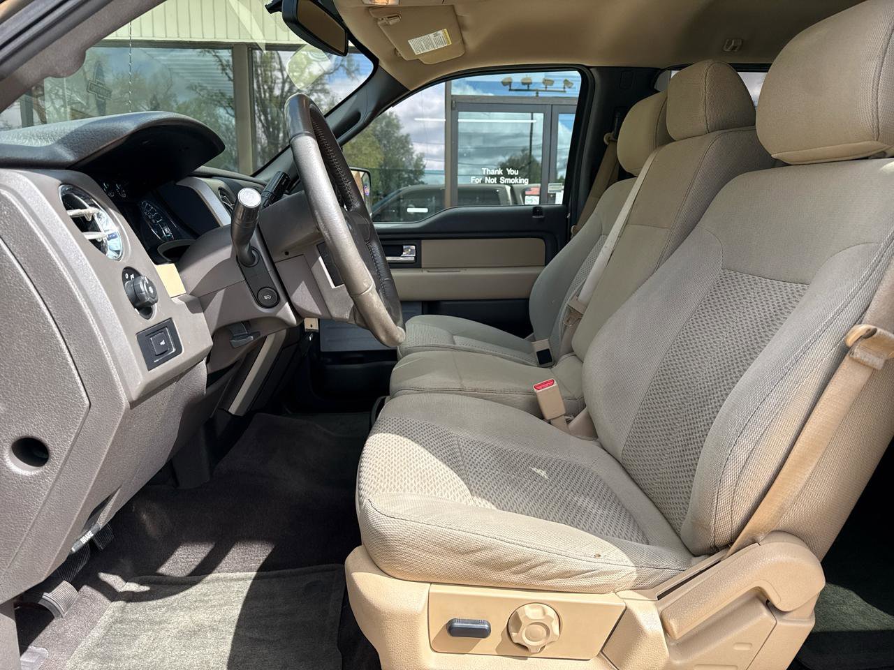 Used 2013 Ford F150 XLT w/ Luxury Equipment Group RWD image 13