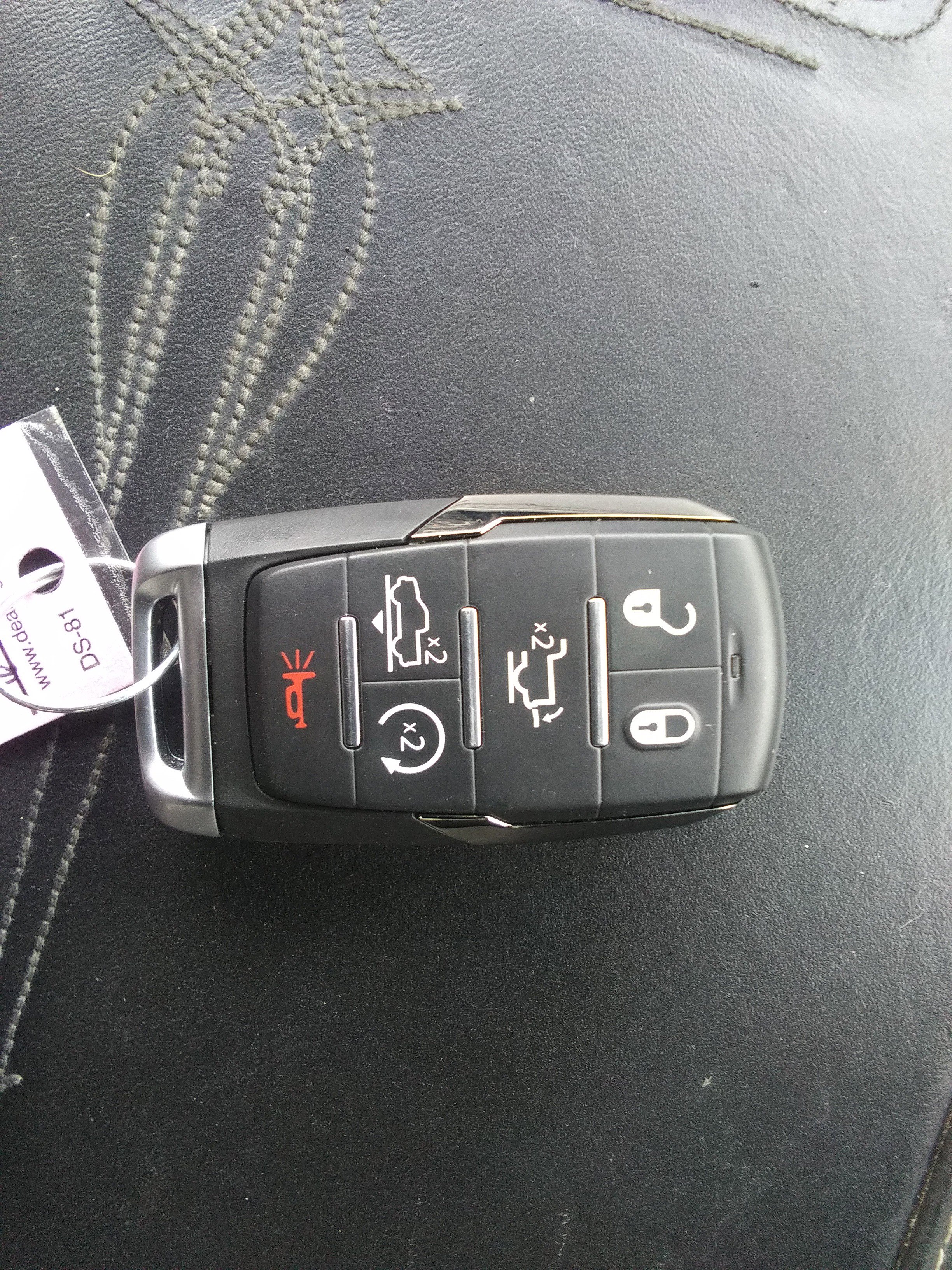 Used 2022 RAM 1500 Limited image 15