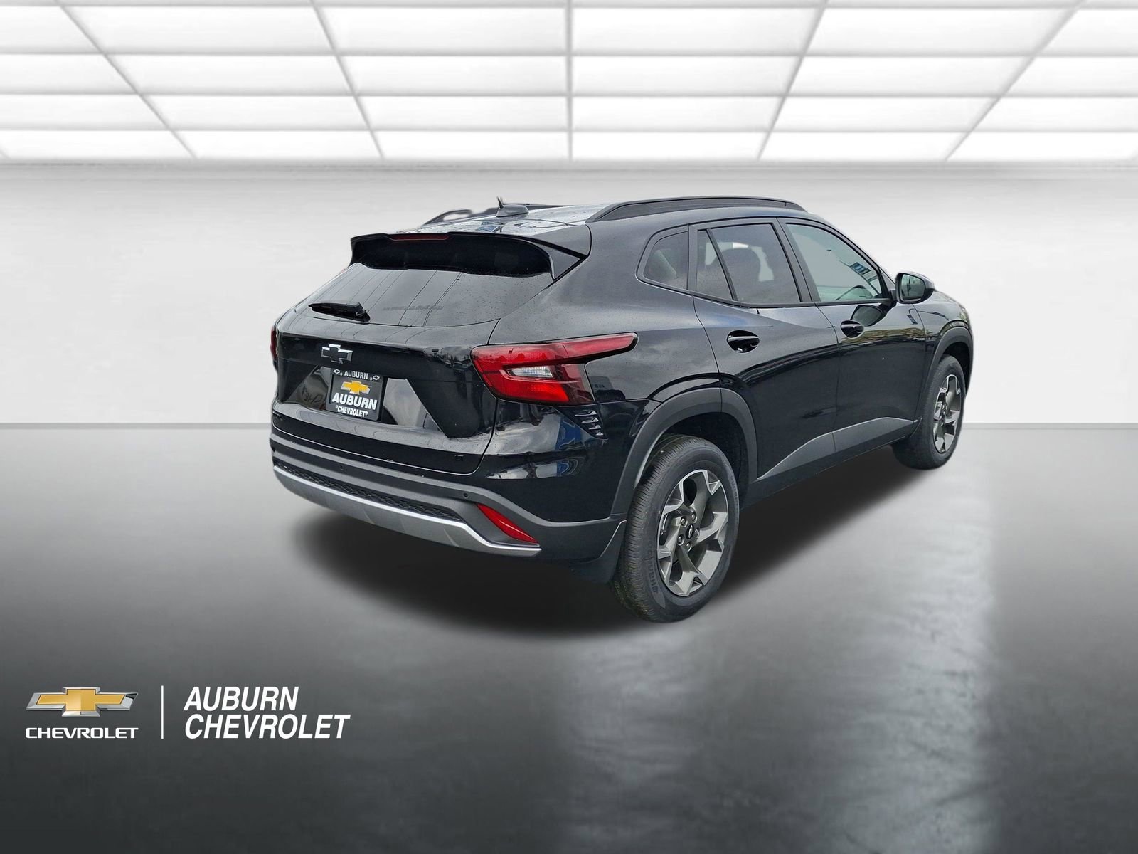 New 2026 Chevrolet Trax LT w/ Sunroof Package FWD image 3