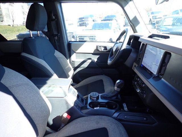 Certified 2025 Ford Bronco Big Bend image 9