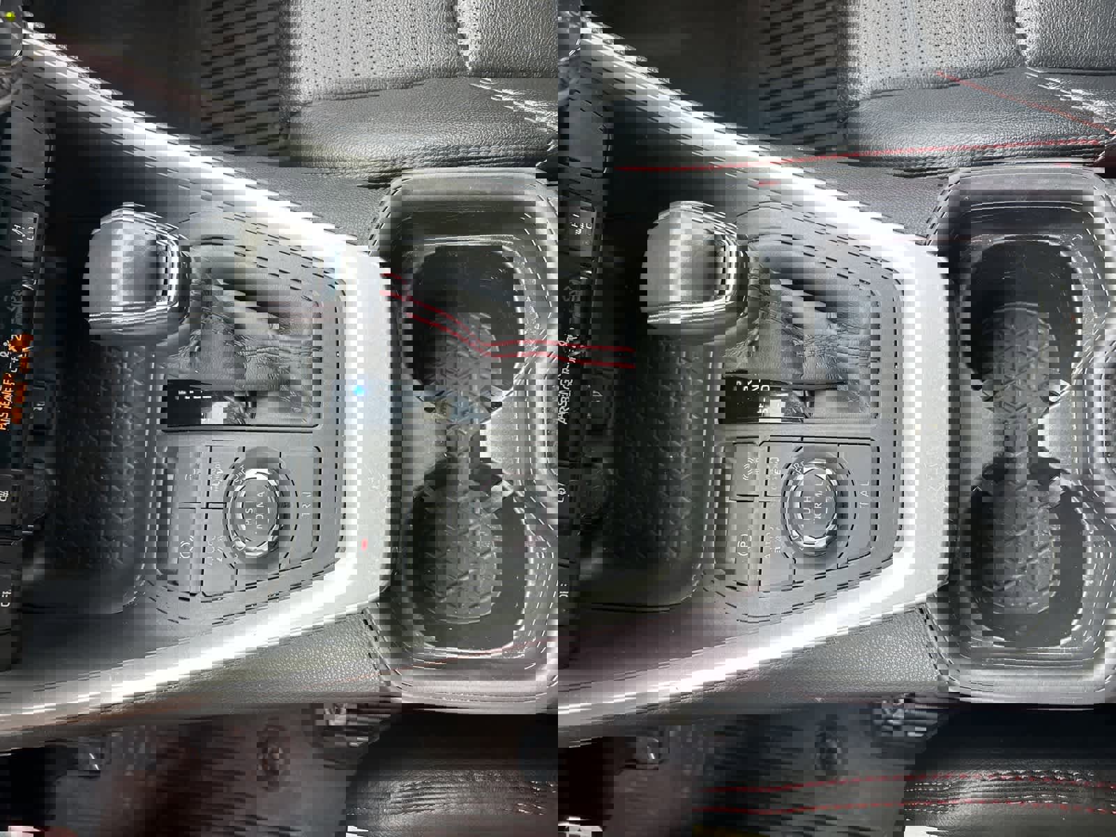 Used 2021 Toyota RAV4 SE w/ Weather & Moonroof Package image 51