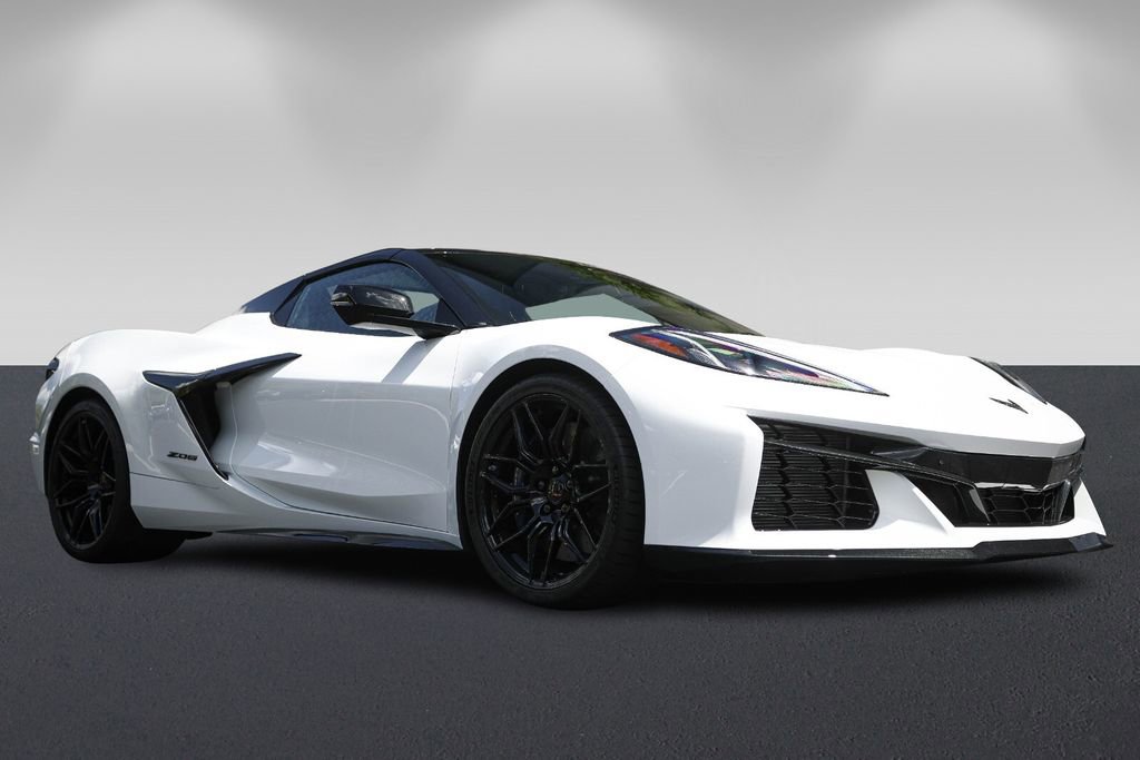 Used 2026 Chevrolet Corvette Z06 image 9