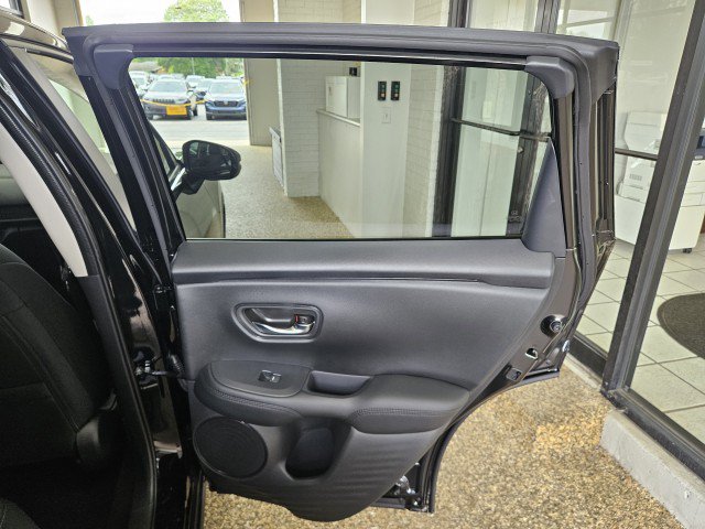 New 2027 Honda HR-V LX image 15