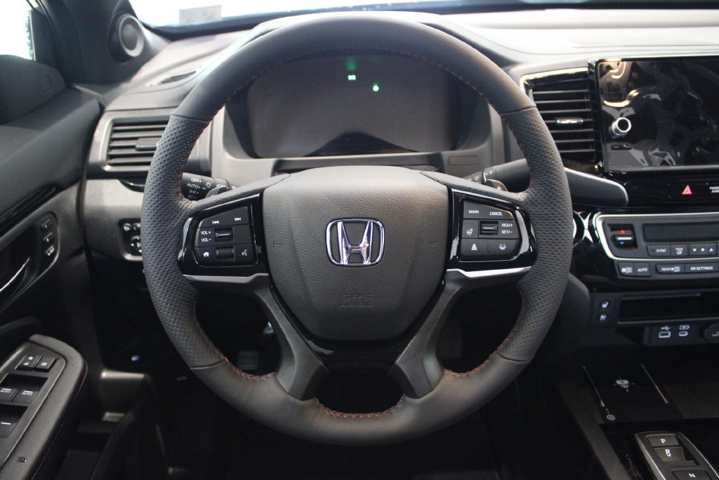 Used 2026 Honda Ridgeline Black Edition image 23