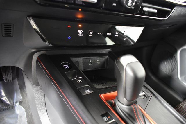 Certified 2025 Nissan Kicks SR image 16