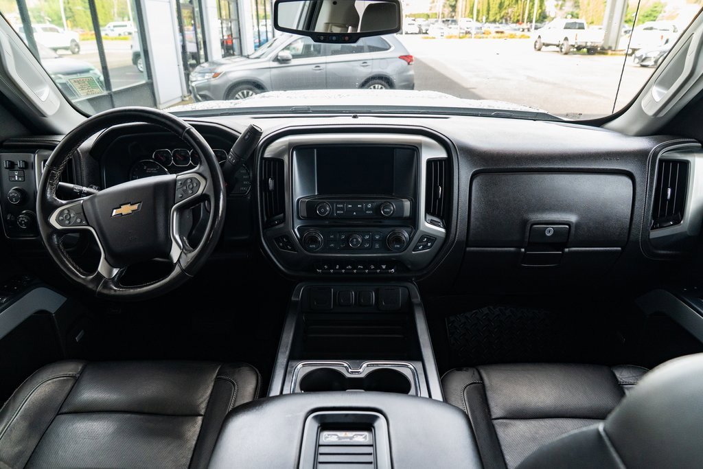 Used 2018 Chevrolet Silverado 2500 LTZ image 8