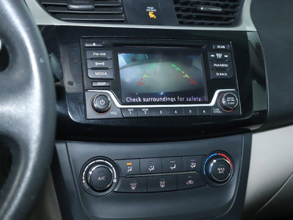 Used 2017 Nissan Sentra SV w/ Style Package image 28