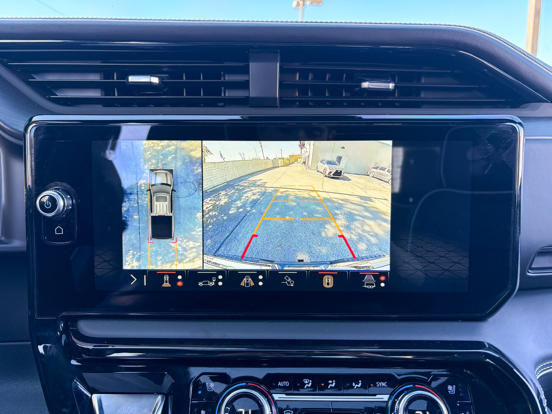 Used 2025 GMC Sierra 1500 AT4X AWD/4WD image 20