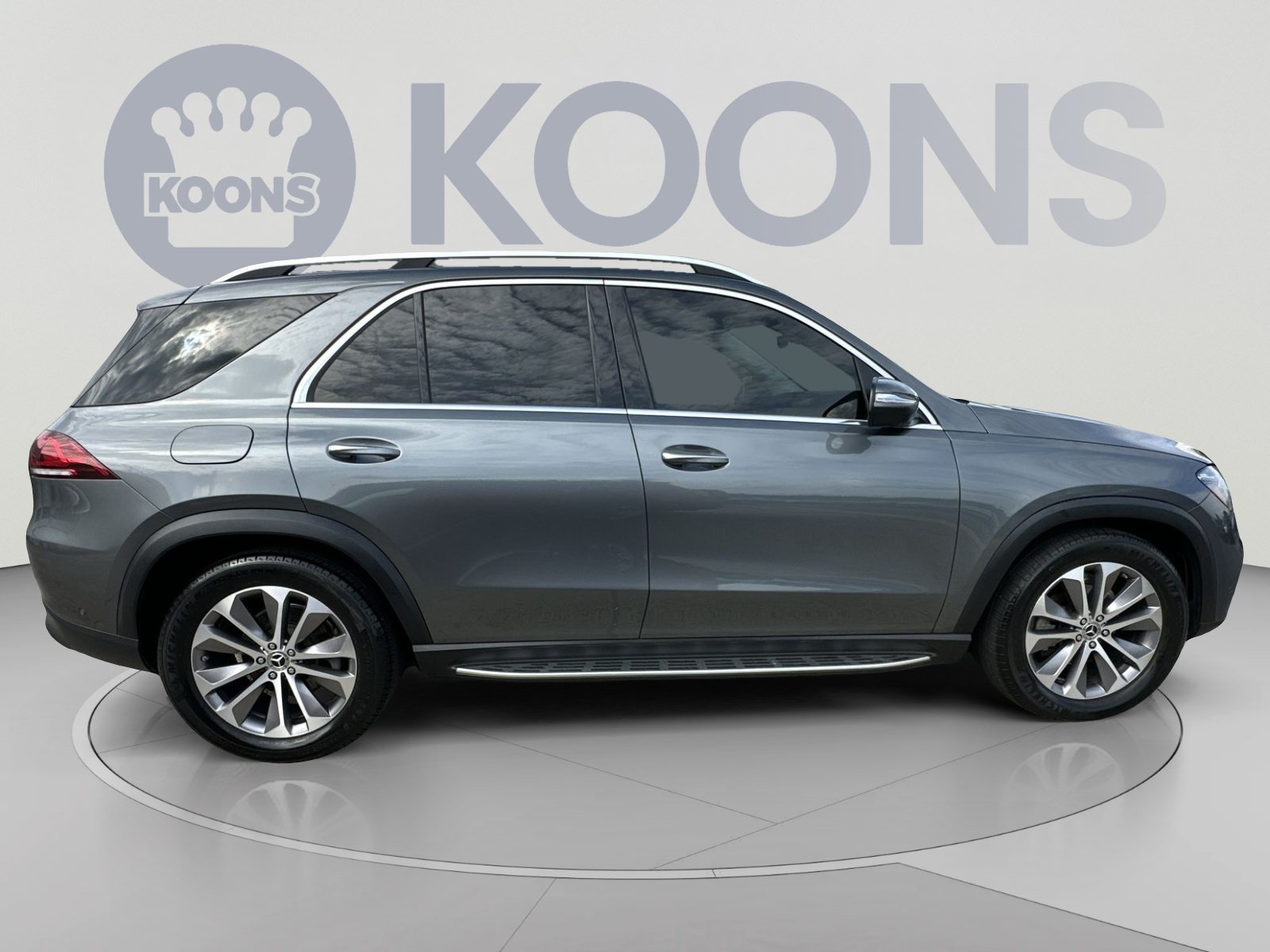Used 2022 Mercedes-Benz GLE 350 4MATIC w/ Premium Package image 12