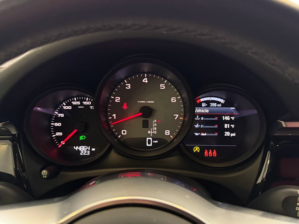 Certified 2021 Porsche Macan S AWD/4WD image 21