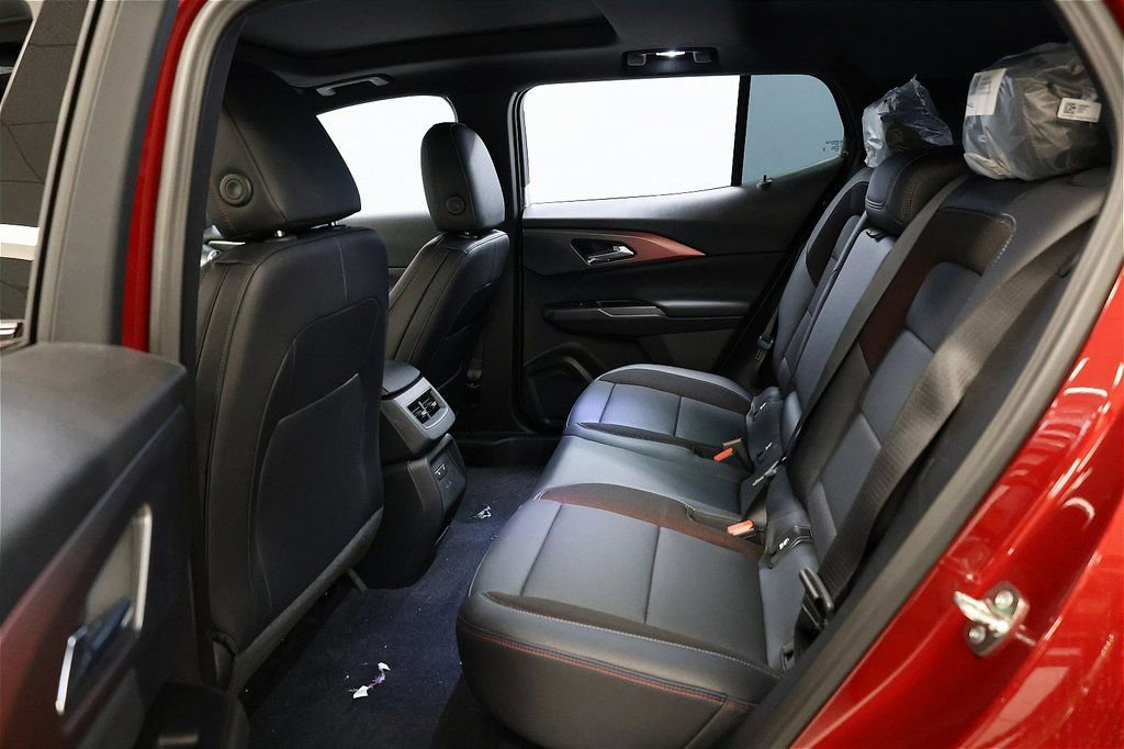 New 2026 Chevrolet Equinox EV RS image 17