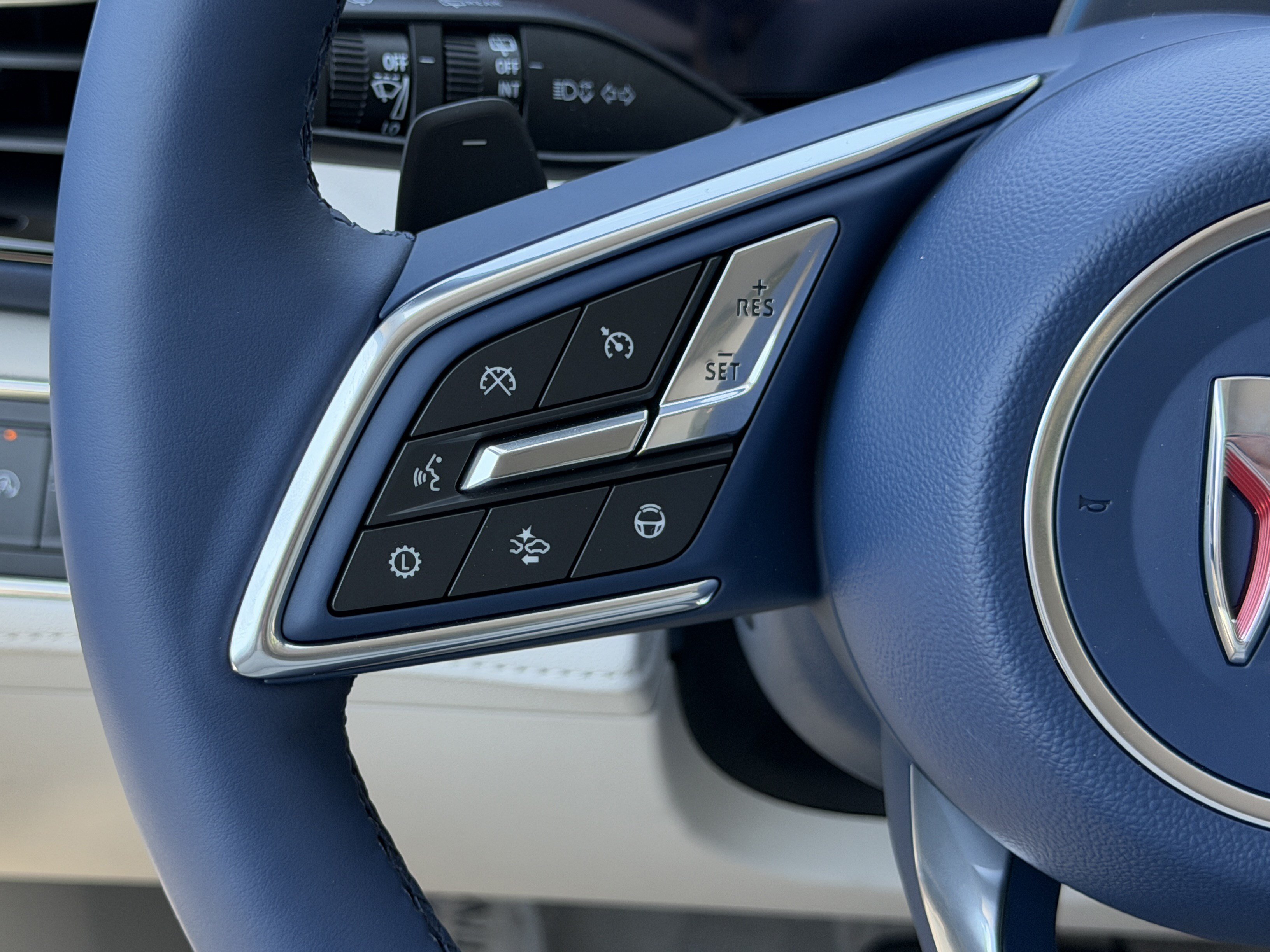 New 2026 Buick Enclave Avenir w/ Super Cruise Package FWD image 39