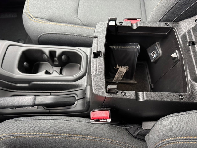 New 2025 Jeep Wrangler Unlimited Sport image 29