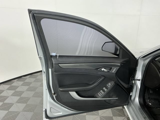 Used 2013 Cadillac CTS Luxury RWD image 12