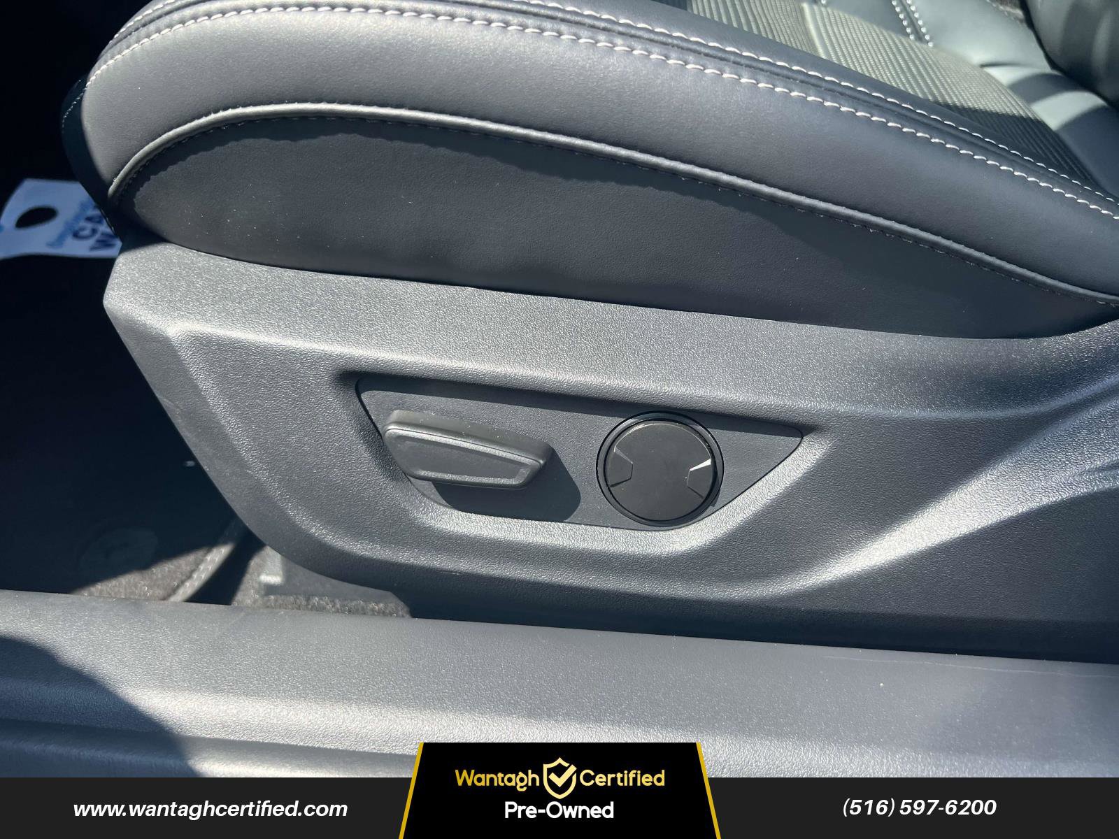 Used 2024 Ford Mustang Premium image 15